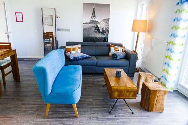 Beach Lodge BL08