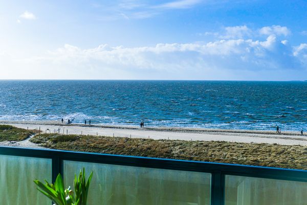 Beach Lodge BL08