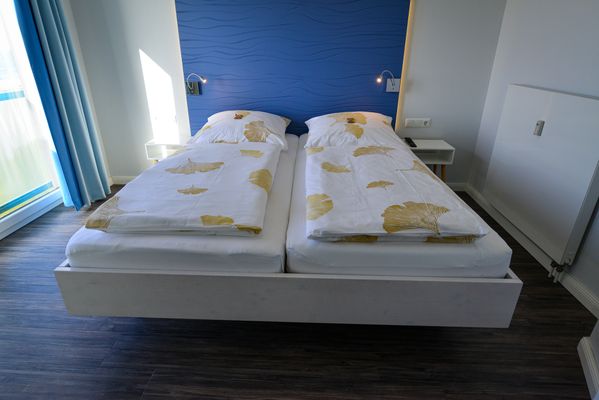 Beach Lodge BL08